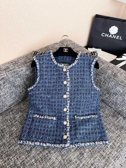 CHANEL New Style Vest