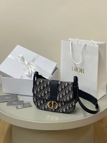 Dior Montaigne 30 Bag