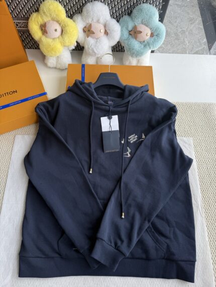 Louis Vuitton Sweatshirt