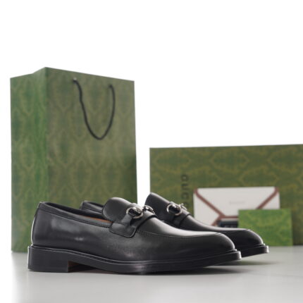 Gucci Classic style leather Shoes