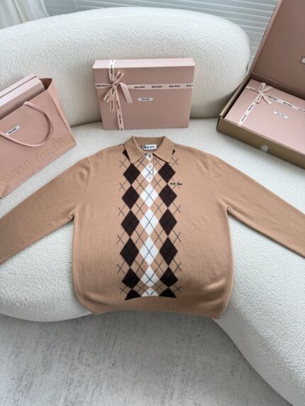 Miu Miu new knitted sweater