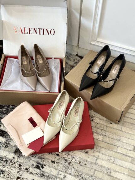 Valentino pointed-toe high-heeled fashion shoes
