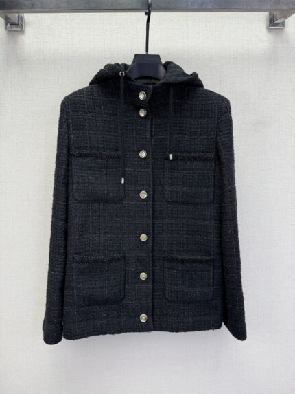 Chanel New coat from the Handicraft Workshop series