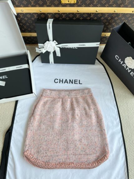 Chanel pants