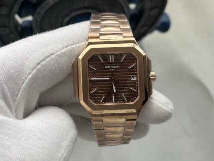 Patek Philippe's New Square CUBITUS 5821