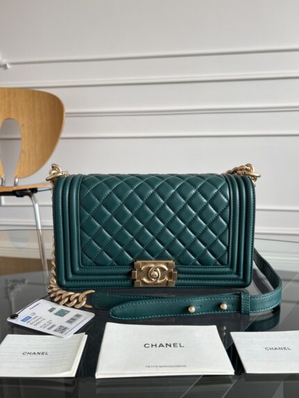 Chanel 67086 Leboy series