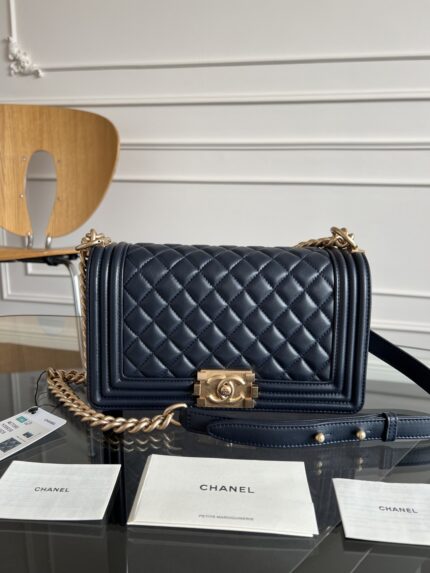 Chanel 67086 Leboy series