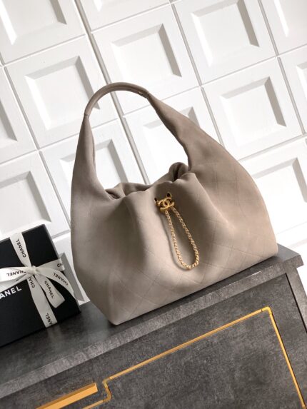 OHANEL 26C👅👅👅Chanel Hobo Bag