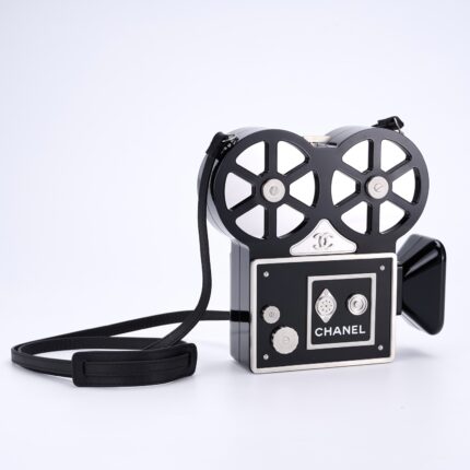 Chanel's king bomb 📽️ show projector bag