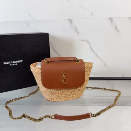 🍒Y Family🍒 New Straw Woven Mini