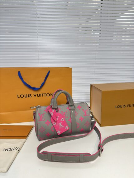 M15623 Fluorescent Powder Handbag