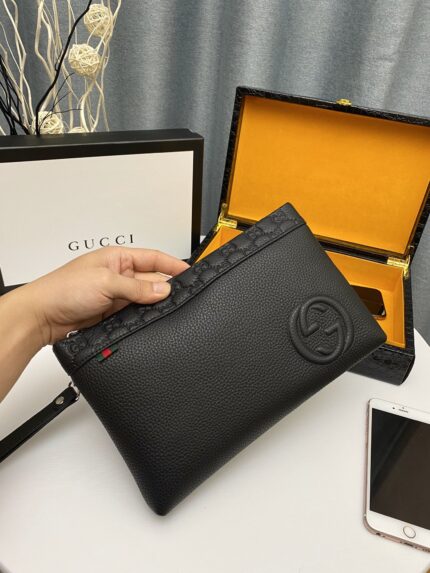 Gucci exquisite clutch bag