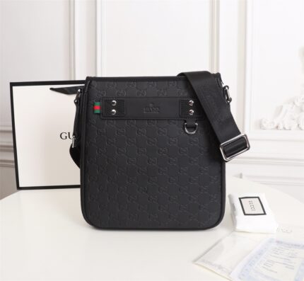 Gucci crossbody bag