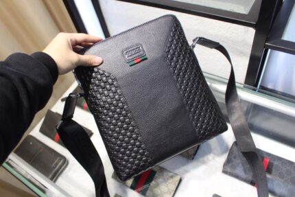 Gucci casual crossbody bag