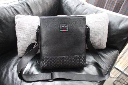 Gucci casual crossbody bag