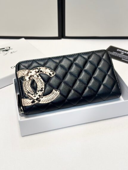 Chanel Popular Lambskin Single-Zip Wallet