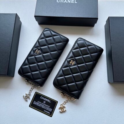Chanel Popular Lambskin Single-Zip Wallet